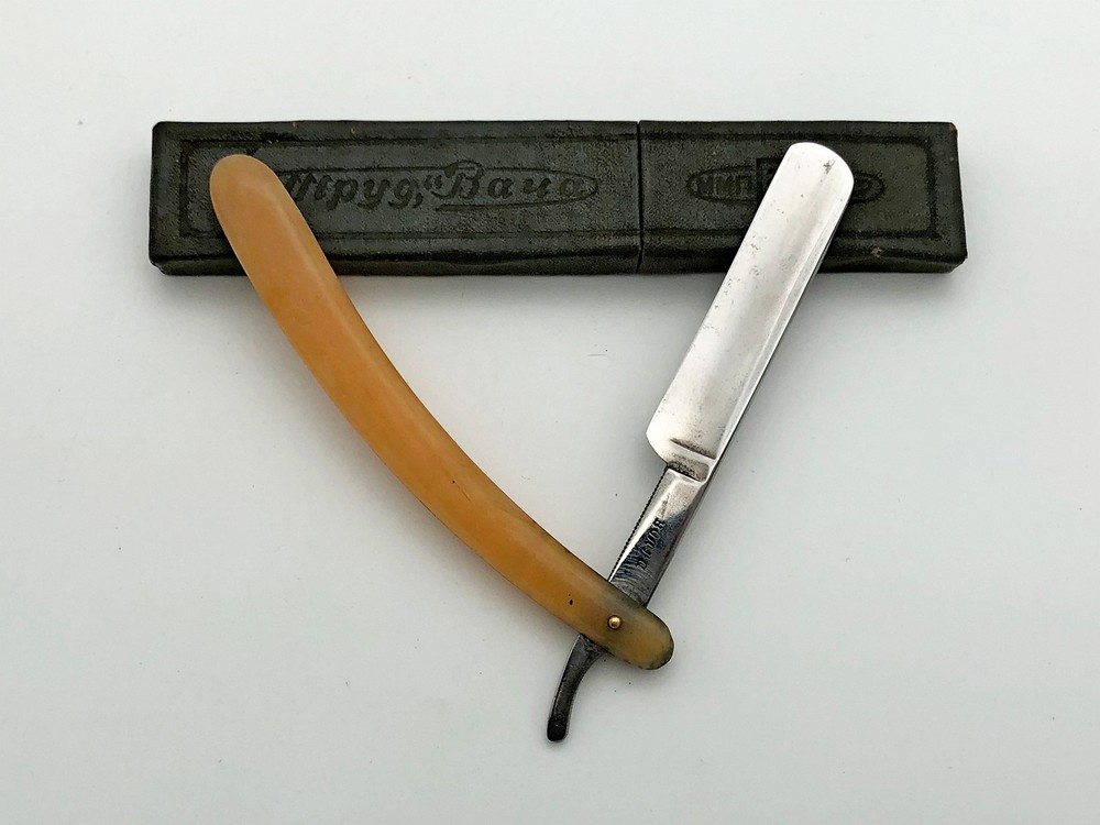 Vintage 1965 Soviet Volga Straight Razor Trud Vacha ZTV USSR Barber Tool