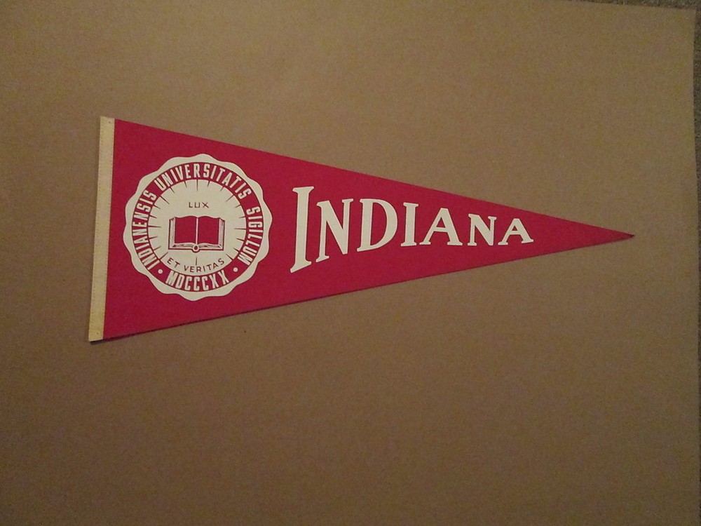 Vintage 1970s NCAA Indiana University MDCCCXX Pennant