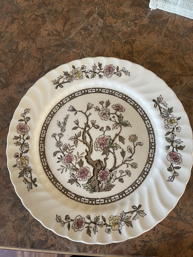 Exquisite Kashmir Tree Plate Crafted in Japan