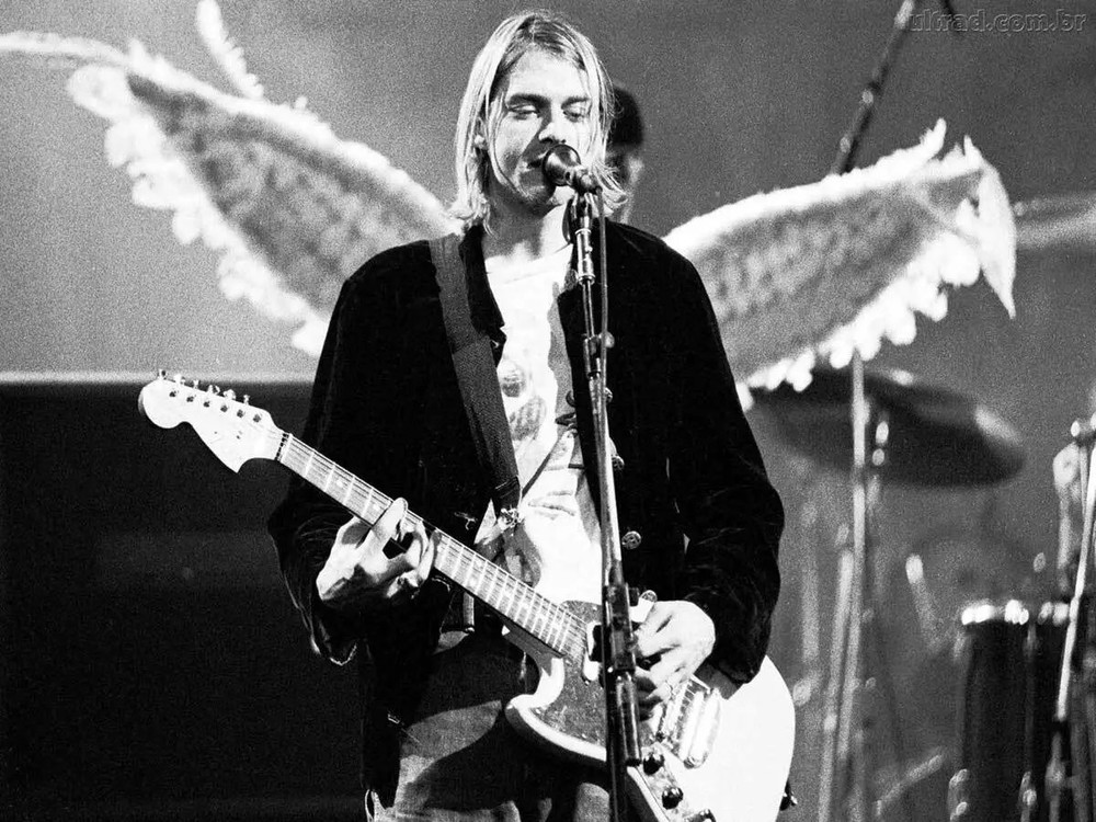 Kurt Cobain Angel Wings 4x6 Celebrity Photo Print