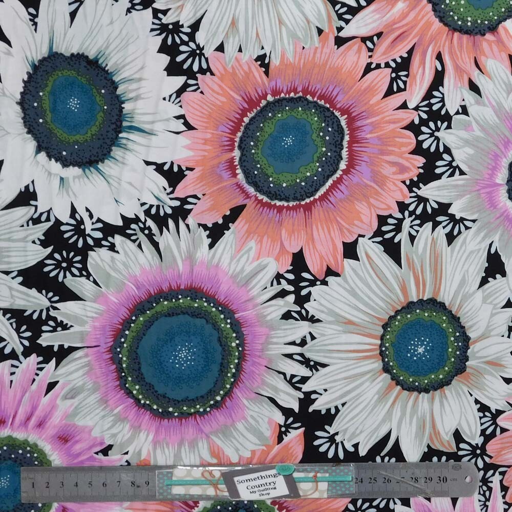 Quilting Patchwork Sewing Fabric Kaffe Fassett Flowers 50x55cm FQ