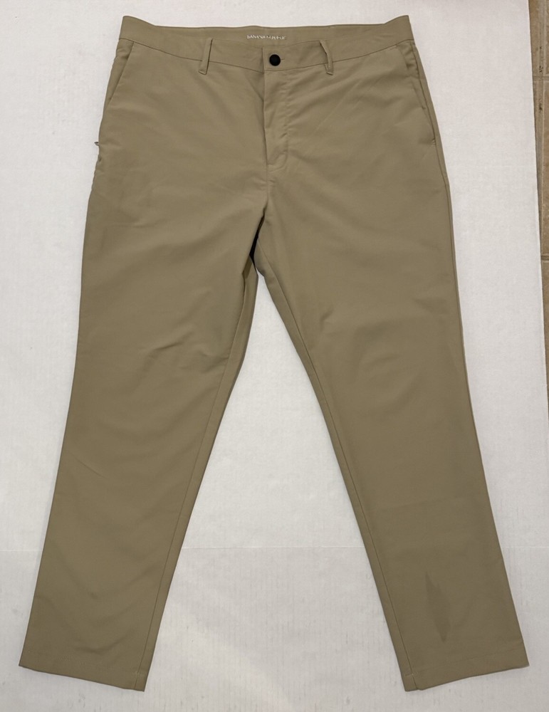 Banana Republic Mens Pants 38x30 Khaki Chino Classic Flat Front Preppy Golf