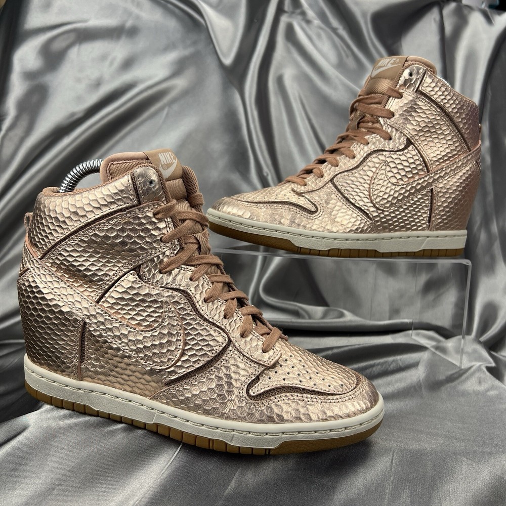 Nike Sky Hi Dunk Women’s Sz 6.5 Hidden Wedge Snake Metallic Rose Gold 644411-900