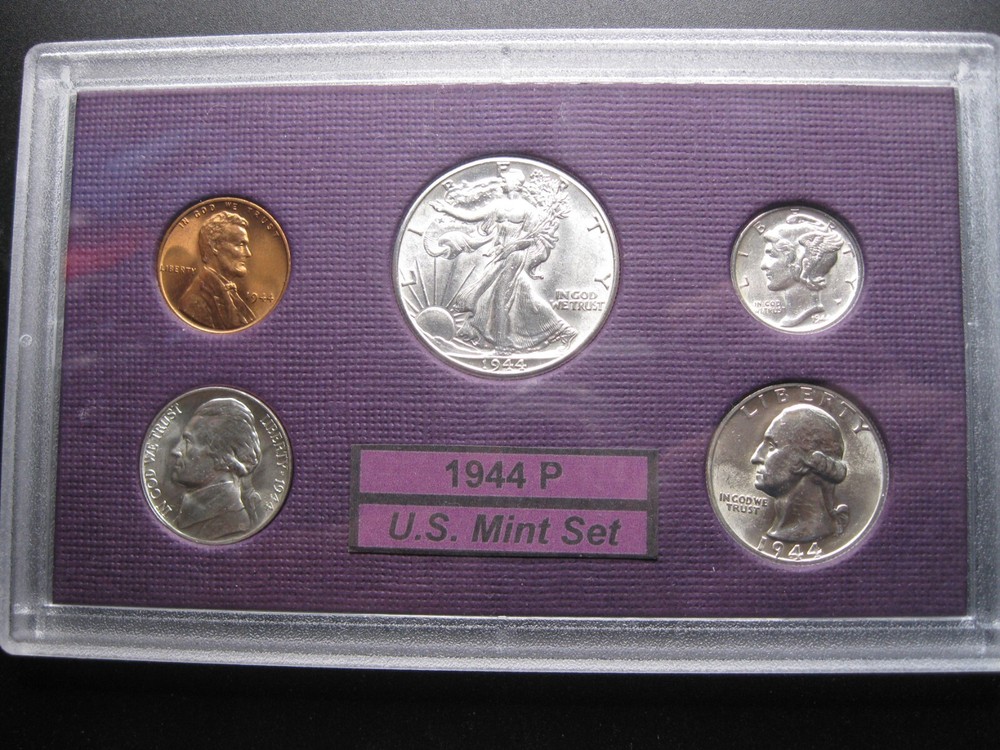 1944 P US Mint Set Brilliant Uncirculated!