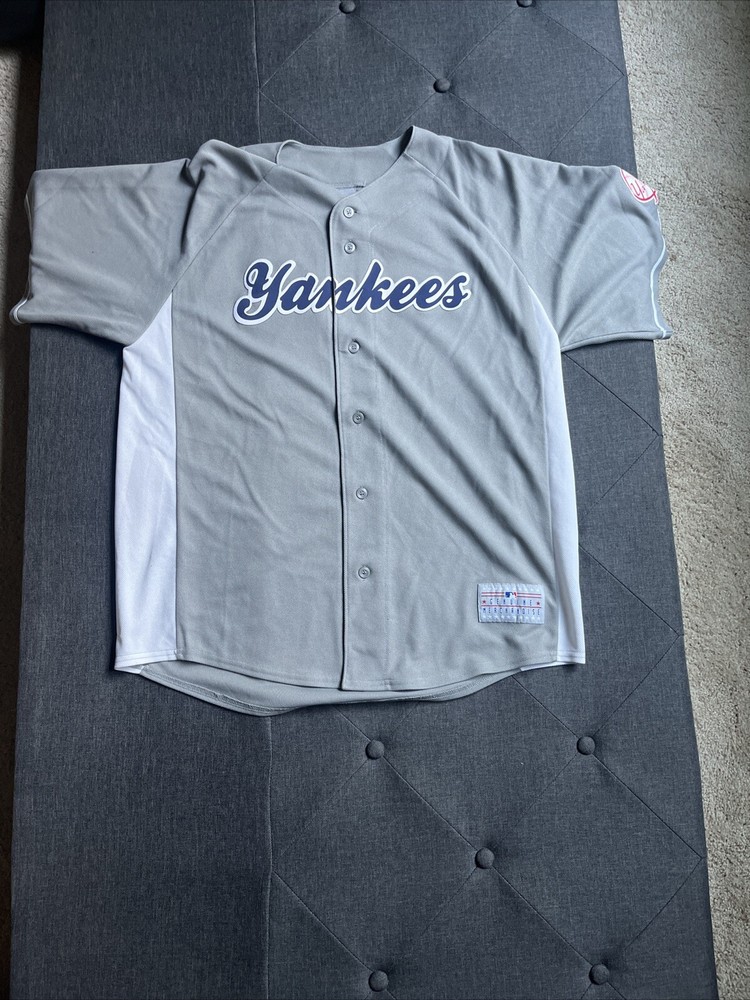 Vintage Derek Jeter Yankees Baseball Jersey