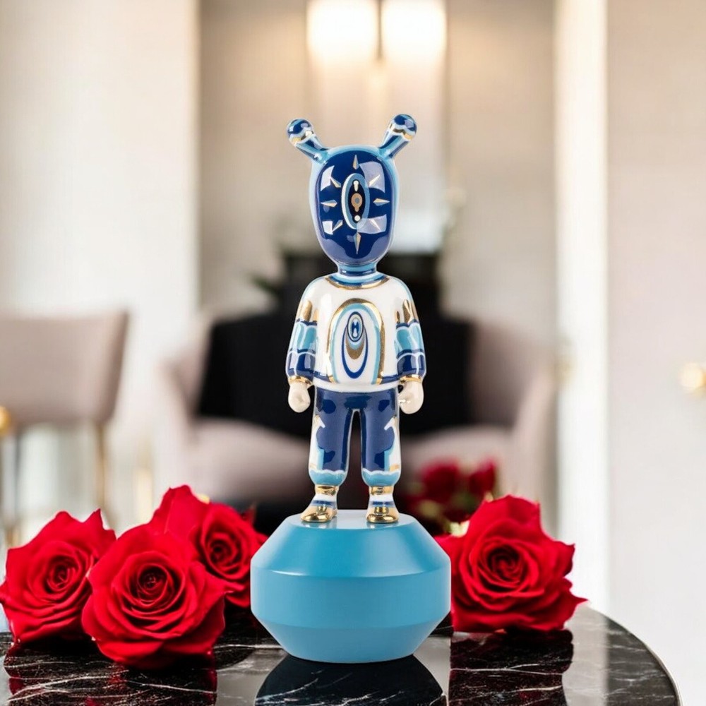 Lladro 01007758 The Guest by Kzeng Jiang Numbered Edition #7758 NEW + F/S