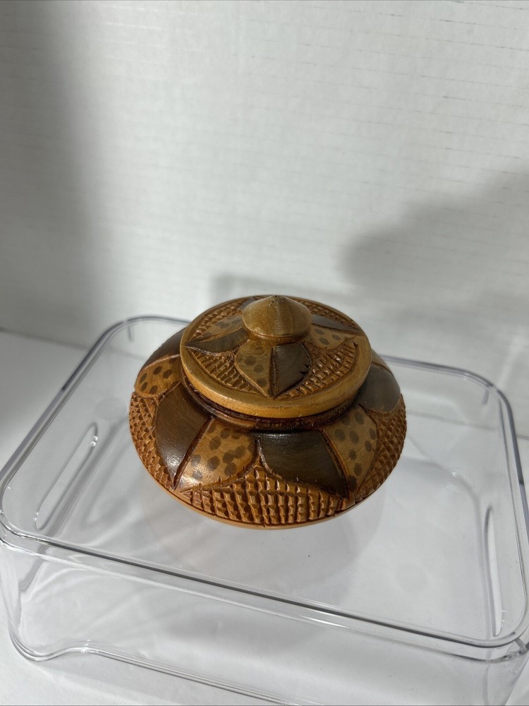 Vintage Carved Wood Trinket Box Jewelry Stash Round Brown Shading Dots FREE SHIP