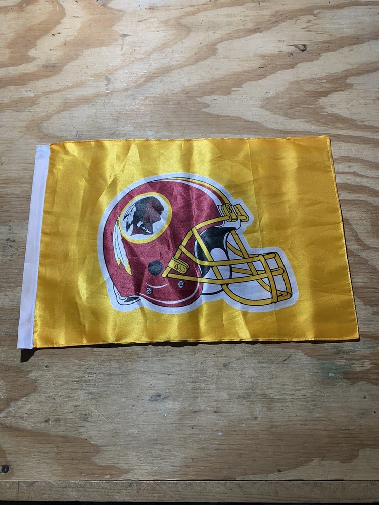 15 x 10.5 Inch Washington Redskins Flag - NFL