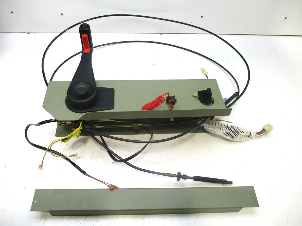 Tracker Consealed Side Mount Panel Evinrude Remote Control W/Trim & 8FT Cables