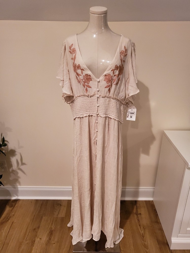 Arula Amazing A Womens Size 1X Cream and Rose Colored Floral Pattern Maxi Dress