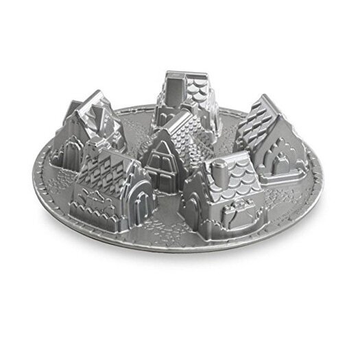Platinum Cozy Village Baking Pan