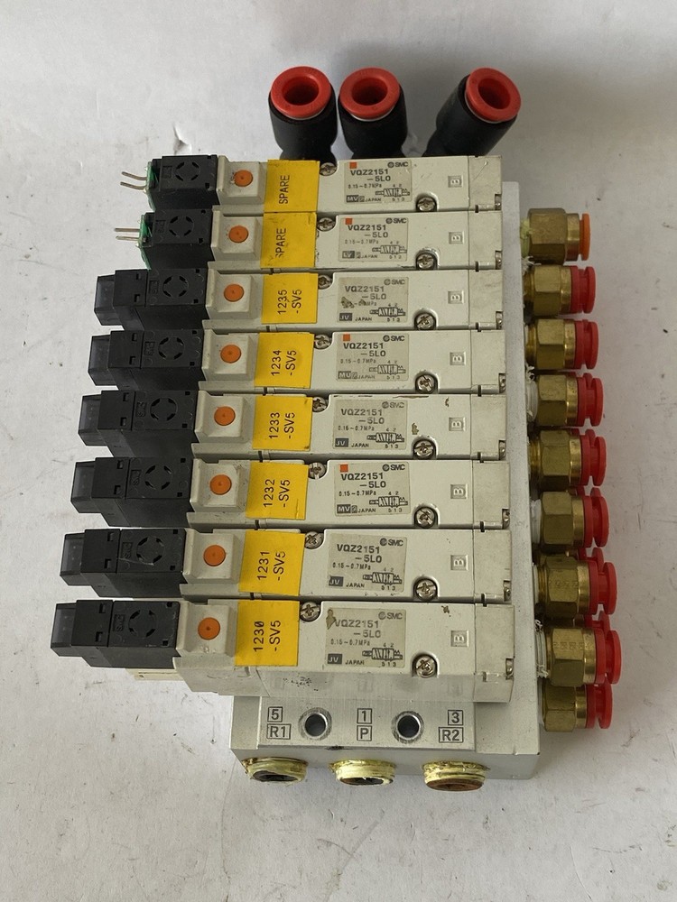Lot Of 8 SMC VQZ2151-5LO Solenoid Air Control Valve With 8 Port Manifold