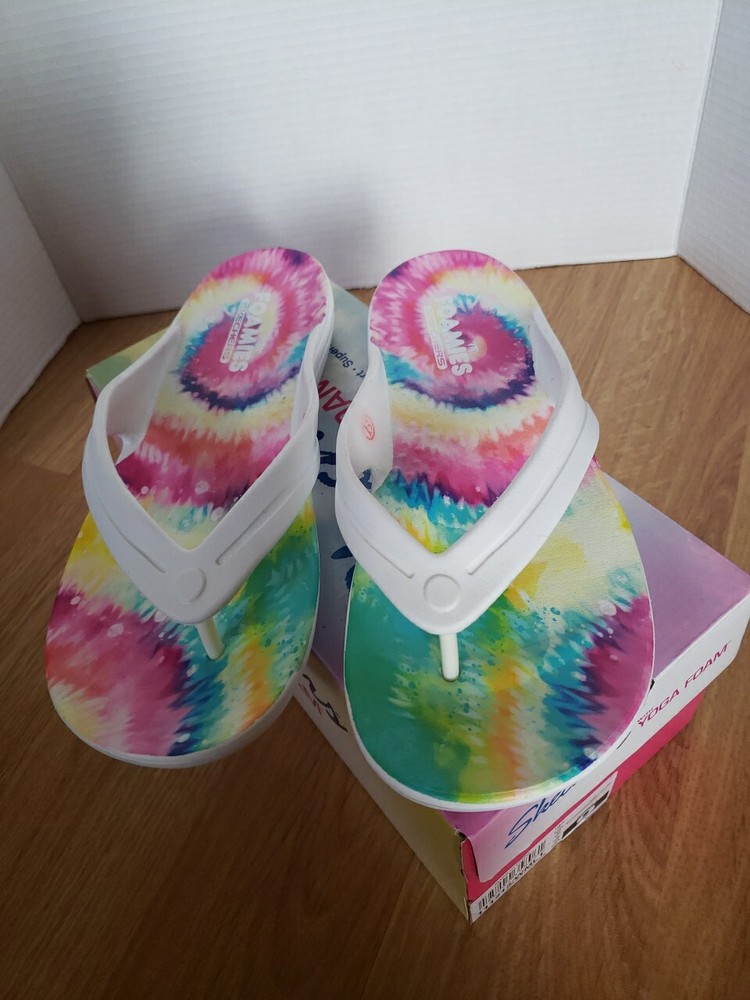 Skechers Yoga Foam Sandals 9 White Rainbow Multi Bay Breeze  Flip Flops