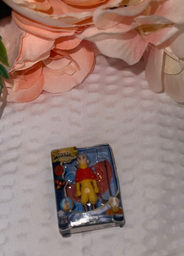 Zuru TOY Mini Brands Avatar Aang-image