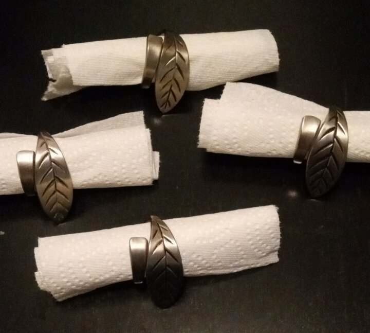 4pc Metal Leaf Napkin Ring Holders Silver Tone Dining Table Decór Holiday