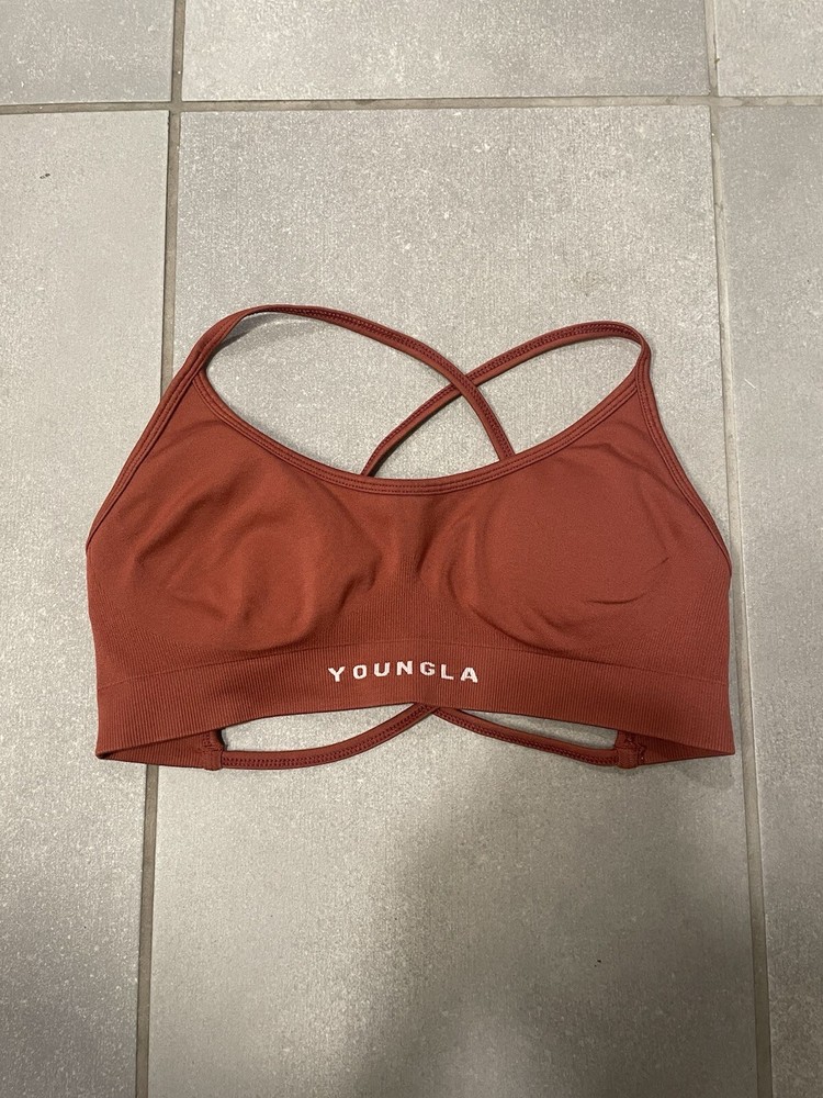 Young La Seamless Curve Sports Bra in Cider