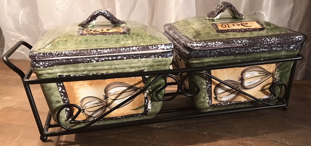 Set of 2 Olive Vino Ceramic Serving Dishes Black Metal Rack with Handles