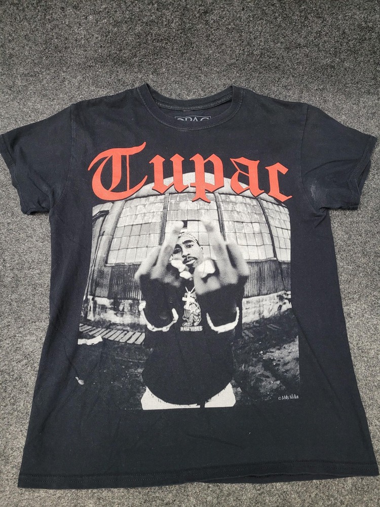 2PAC Shirt Mens M Black Tupac Graphic Tee Tagless Cotton Crew Neck Music Hip Hop
