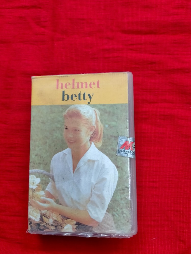 Betty Helmet Rare Orig Cassette Tape India Indian Clamshell Magnasound 1994