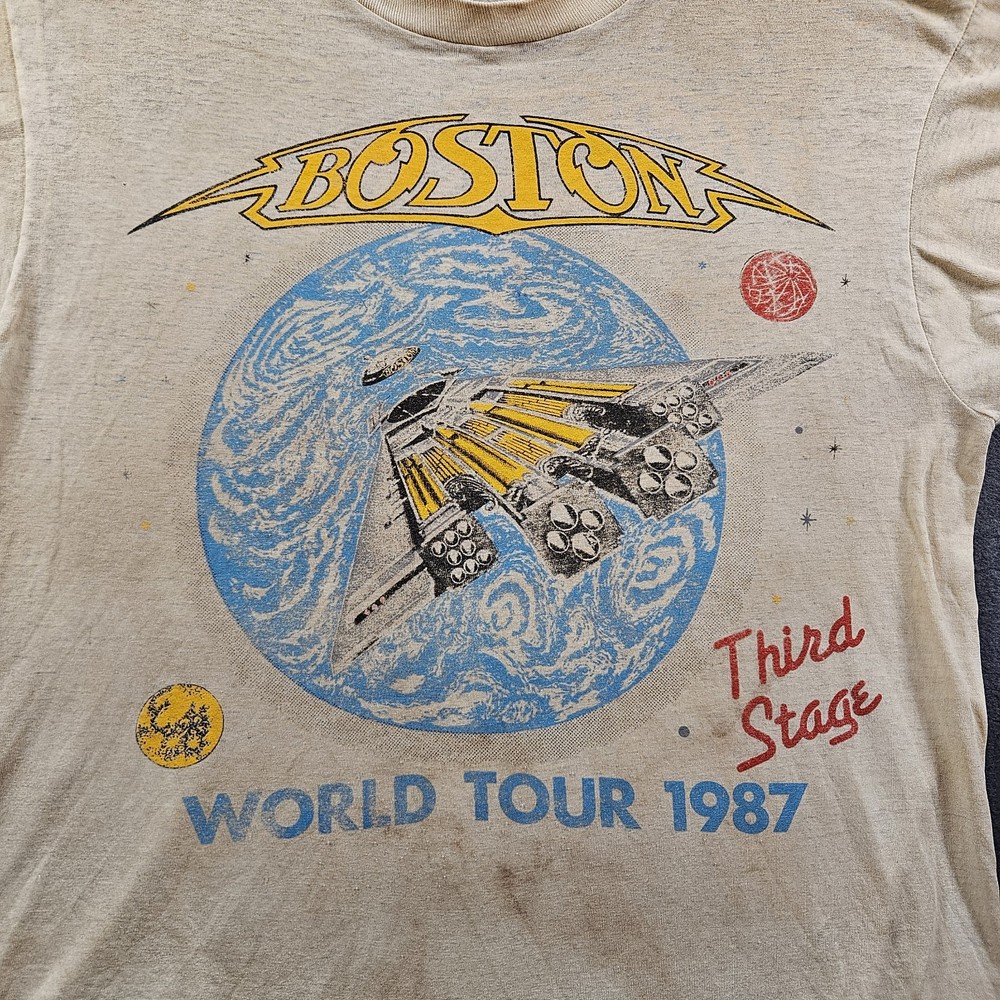 VINTAGE 1987 BOSTON LAUNCHES THIRD STAGE WORLD TOUR CONCERT T SHIRT SIZE S/M
