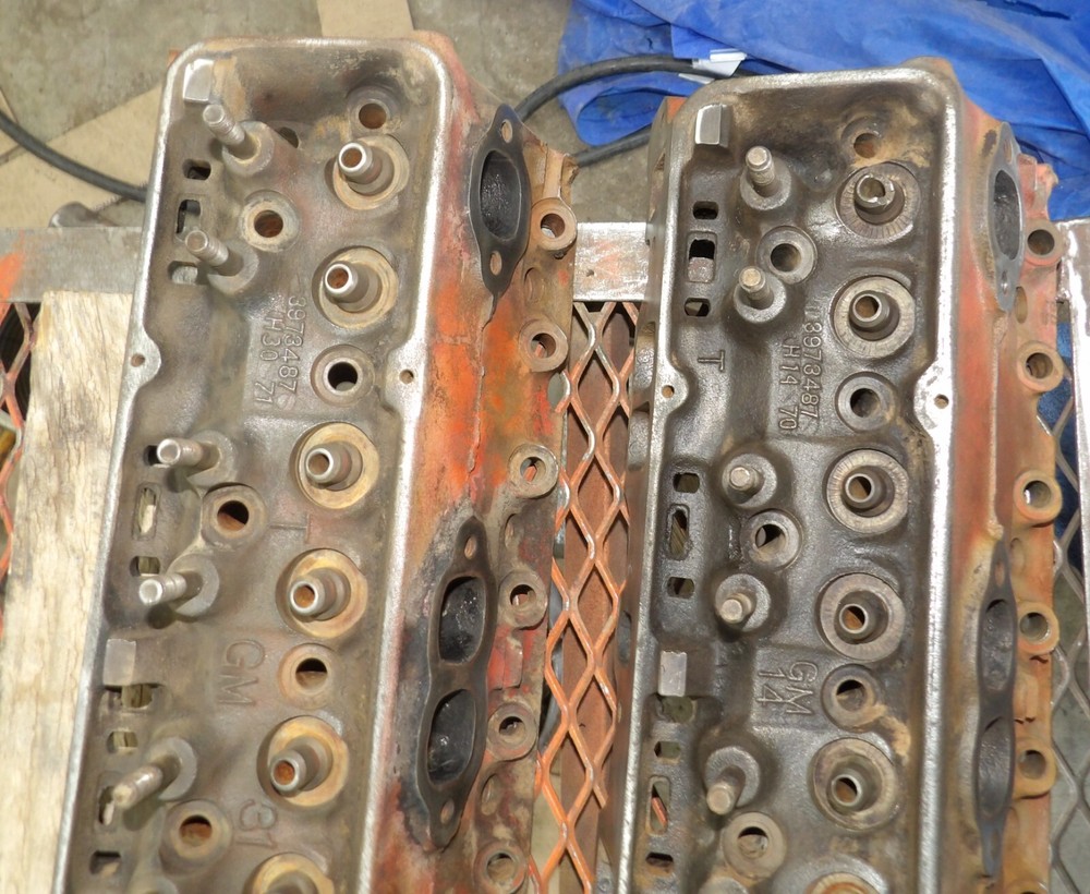 SBC # 3973487 CYLINDER HEADS CHEVROLET Camaro HP350 LT-1 1970 1971 487