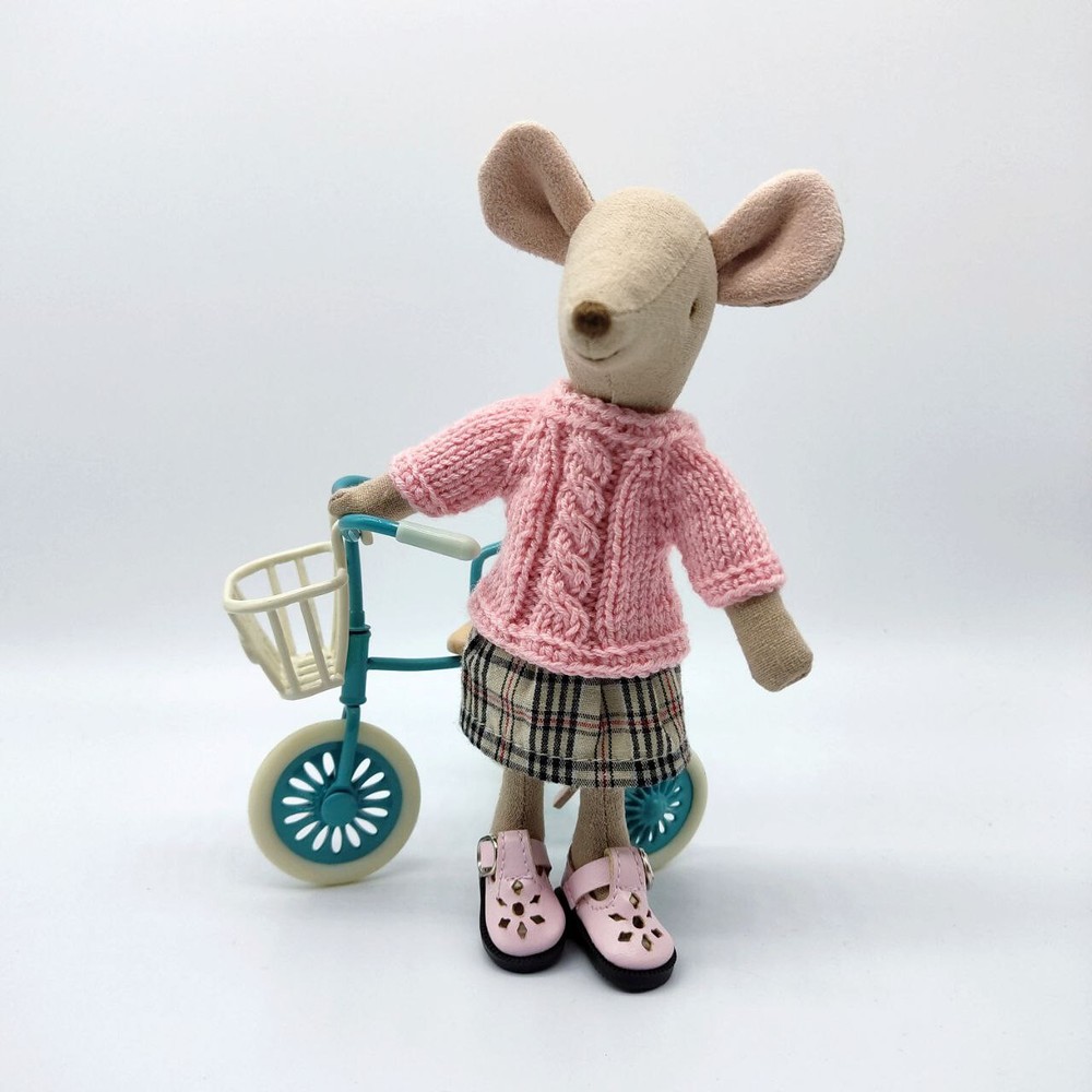 Sweater clothes for 5