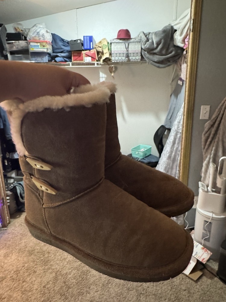 Women's Bearpaw Abigail 682W Suede Winter Boots Sheepskin Lined Size 8-image