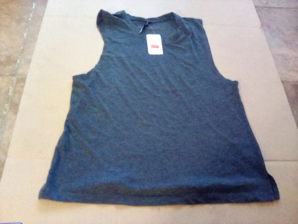 .....Women's Top Navy Blue Miami Style Brand Size Medium NWT!