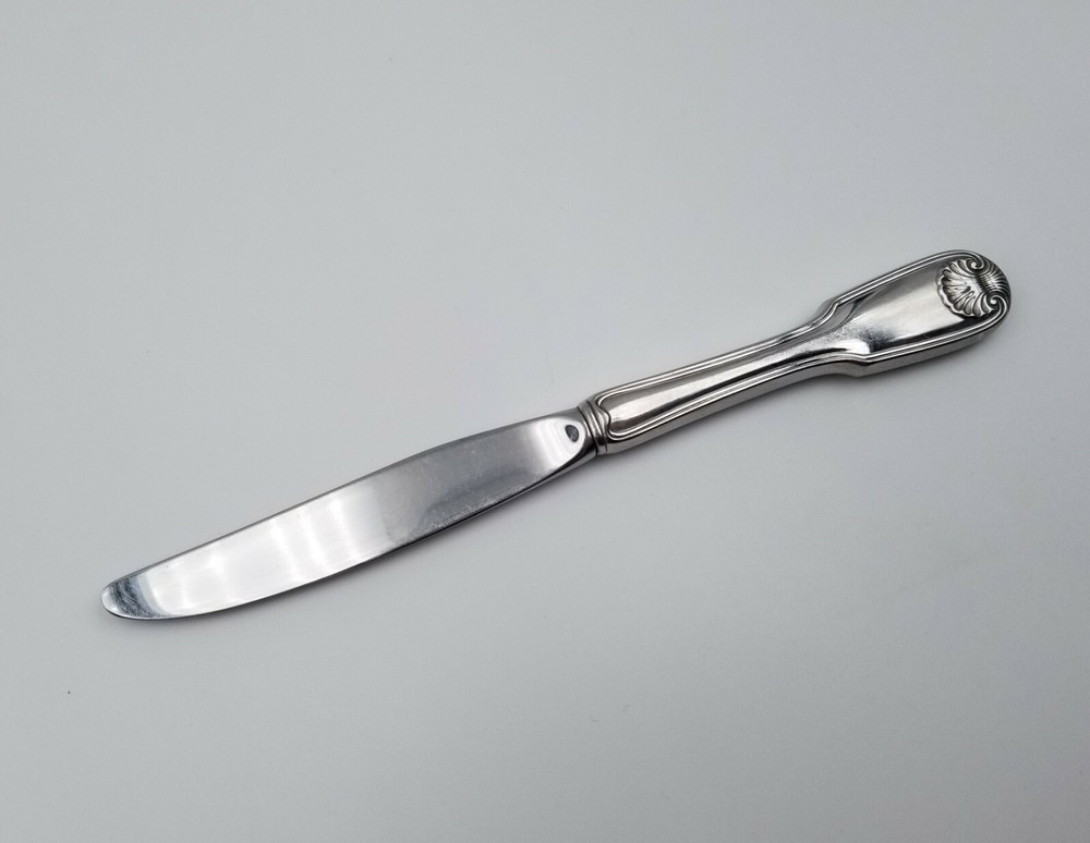 Dinner Knife ~ Colonial Shell by Reed & Barton Stainless Flatware 8.5