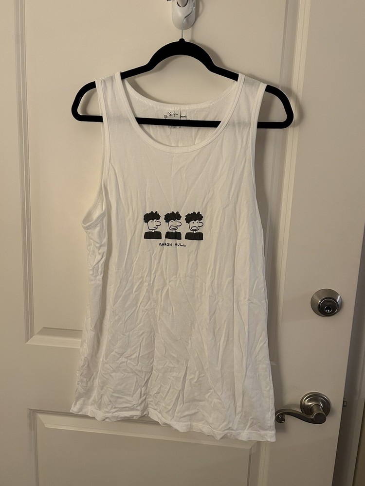 Aaron Hull vs Tank White Large MMA Heavyweight Bout-image