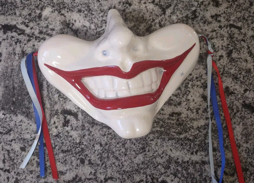 Batman Joker Smile Ceramic Mask Wall Art 1978 Cast of Thousands Vintage