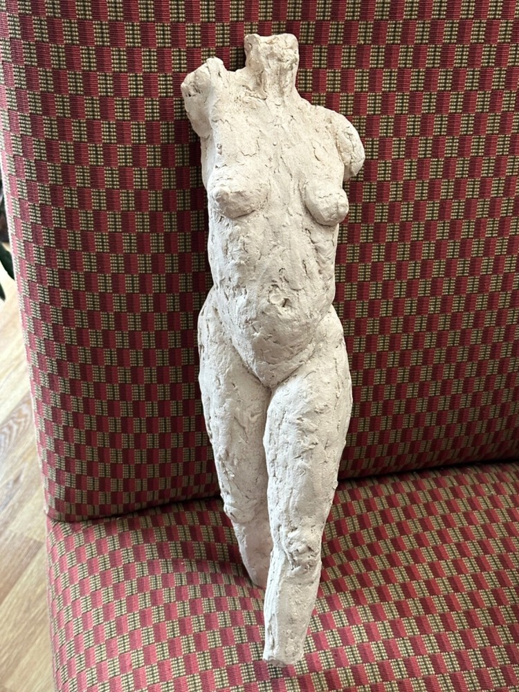 SHERRI CAVAN (1938-2016) LARGE TORSO OF WOMAN PAINTED HARD CLAY Sculpture 19