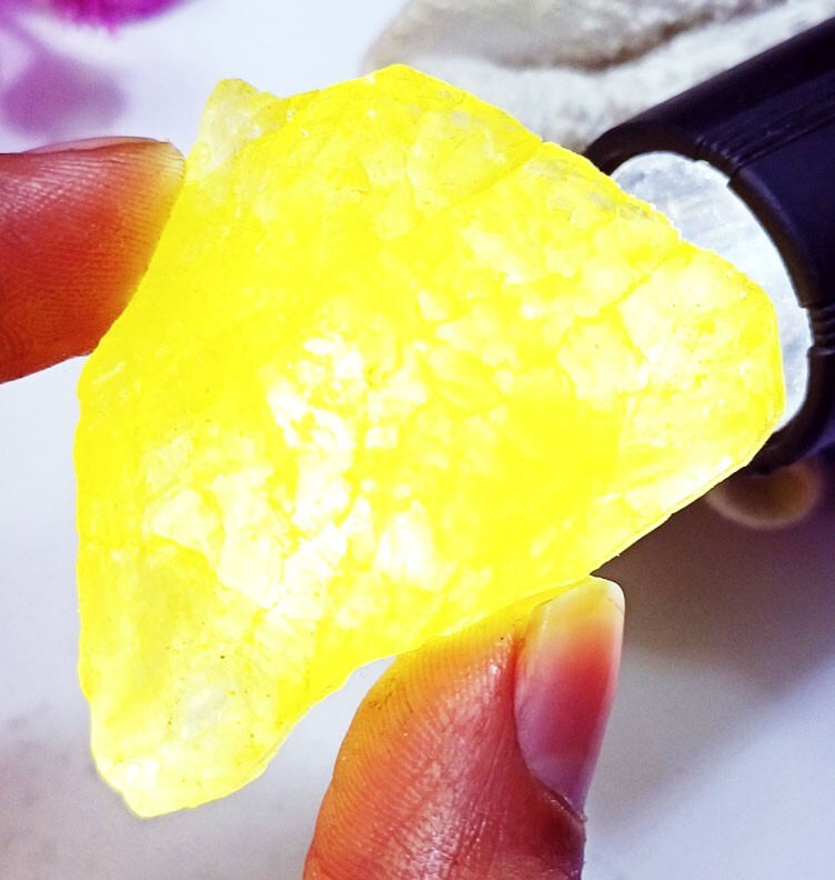 Brazilian Natural Yellow Lemon Topaz Rough Gemstone 164.30 Ct Certified
