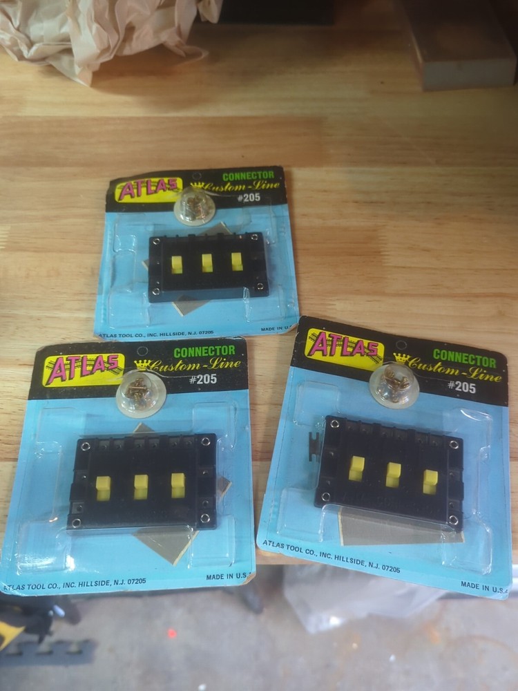Atlas Electrical Track Connector #205 w/ Three On/Off Switches (HO/N Scale), USA