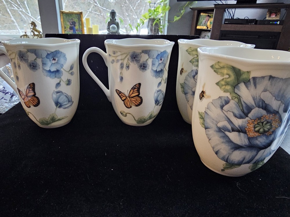 SET OF 4 LENOX MUGS 4 1/4