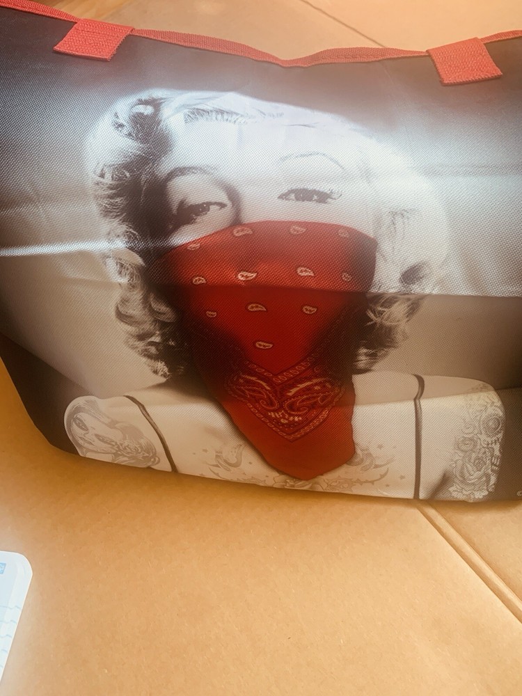 Marilyn Monroe Retro Graphic Speaker Tote Bag for Stylish Carry