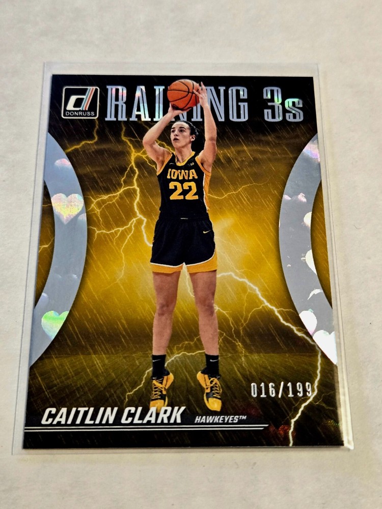 2023-24 Panini Caitlin Clark Collection Raining 3s Floating Hearts 016/199 SP RC