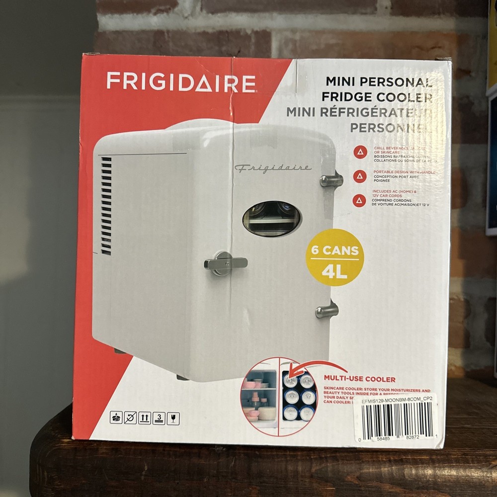 White Frigidaire 4L Mini Personal Fridge Retro Holds 6 cans