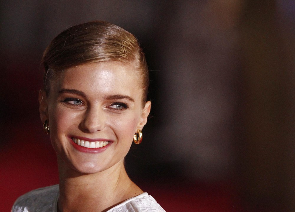 Josefina Montane Beautiful Smile 8x10 Picture Celebrity Print