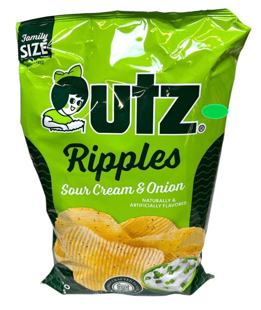 UTZ Ripples Sour Cream & Onion Potato Chips Family Size 7.75 oz Bag