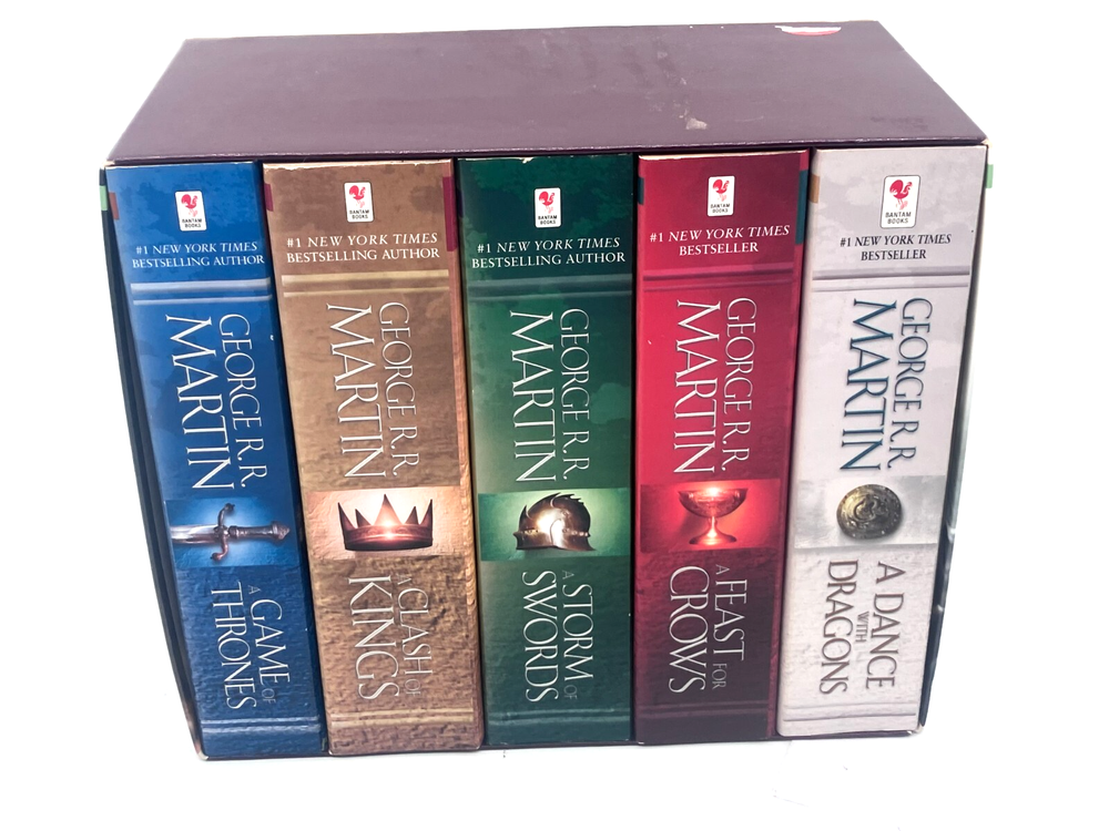 A Song Of Ice And Fire George R. R. Martin - Paperback Box Set-image