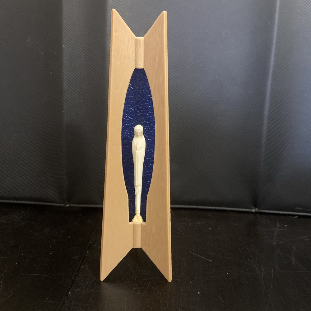 Vintage Catholic Mid Century Modern Table Top Virgin Mary Madonna Statue