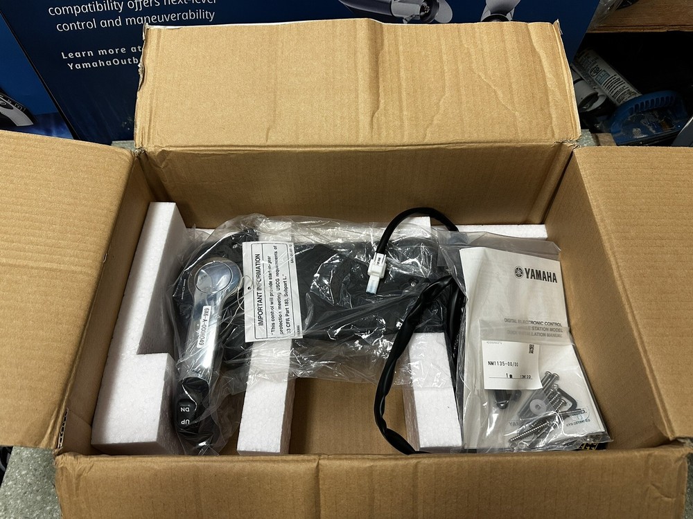 Yamaha Outboard, Single Engine Digital Control, Fits: DEC Motors, P#6X6-48205-32