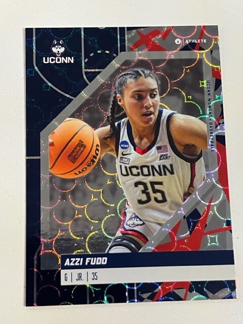 AZZI FUDD 2023-24 ONIT Athlete UConn Womens Basketball SILVER HOLO card #44 qty