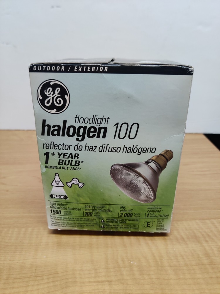 GE Halogen 100 Floodlight Bulb Par 38 - 1500 Lumens 100 Watts