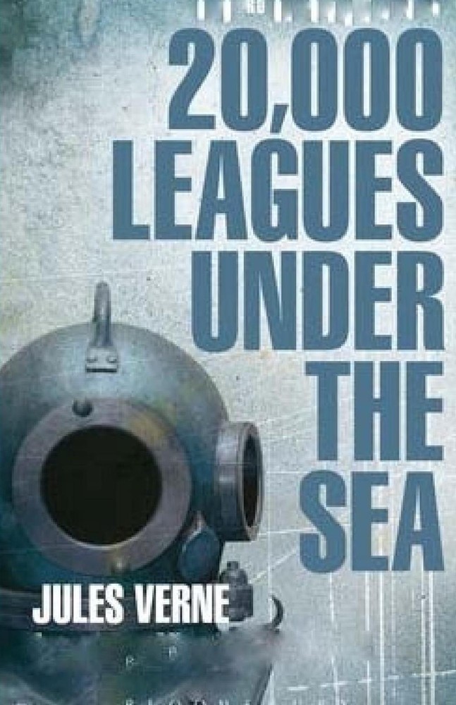 20,000 Leagues Under the Sea by Jules Verne (English) Paperback Book