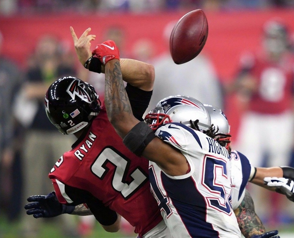 Donta Hightower New England Patriots Strip Sack  8x10 Picture Celebrity Print