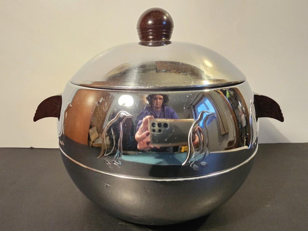 Vintage West Bend Penguin Ice Bucket Hot Cold Insulated Server BakeLite Handles