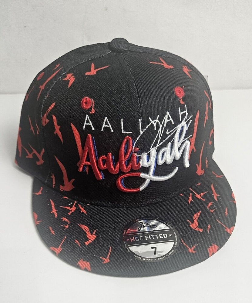 Aaliyah Fitted Hat Cap NWT Size 7 Fit Headgear Classics Concert Music Flat Bill-image