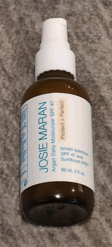 Josie Maran Argan Daily Moisturizer SPF47 Protect + Perfect Tinted Lotion 2oz